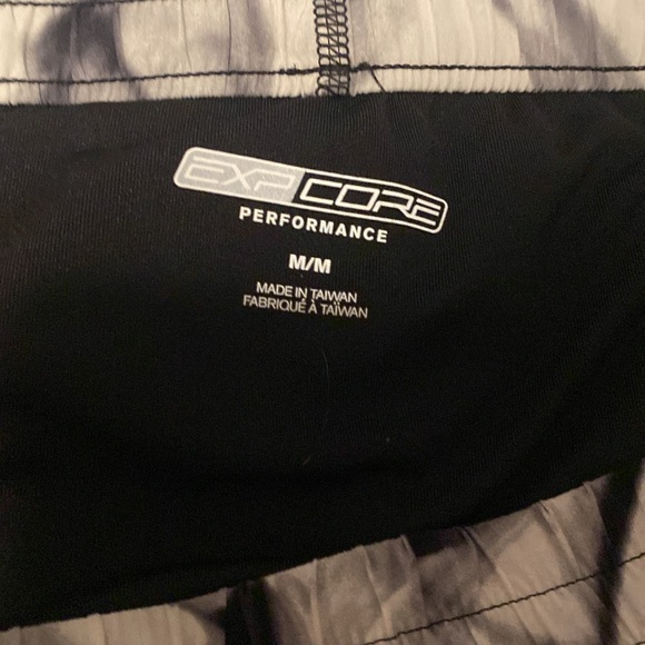 Express Core Running Shorts - Picture 3 of 4